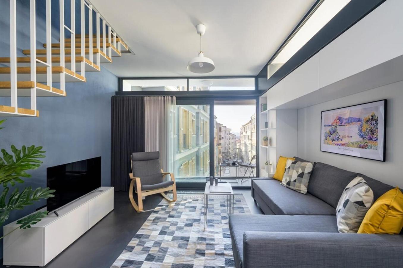 Готель Bright Modern Design New Duplex Loft Patio! #145 Стамбул Екстер'єр фото